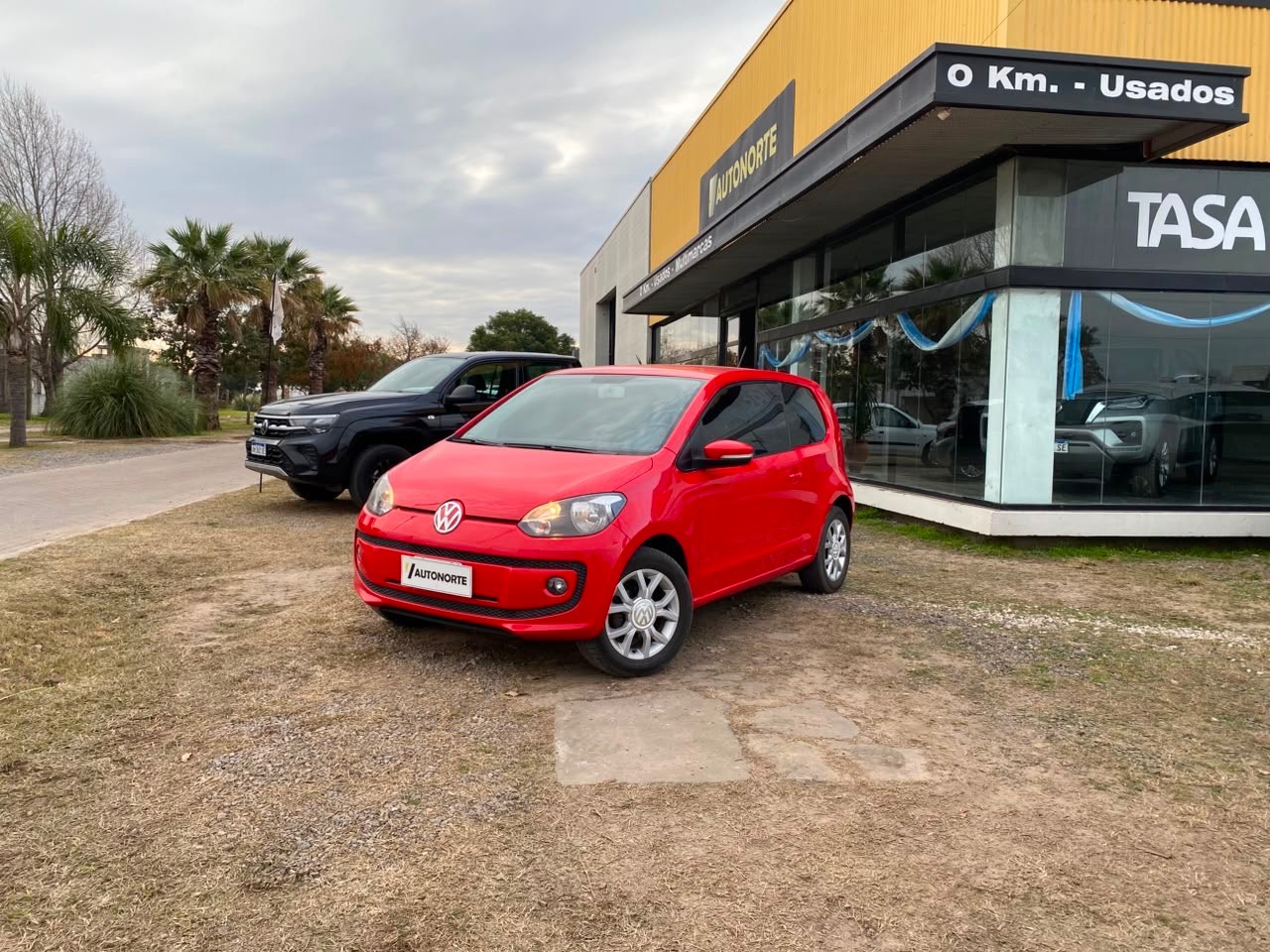 VOLKSWAGEN HIGH UP! 1.0
