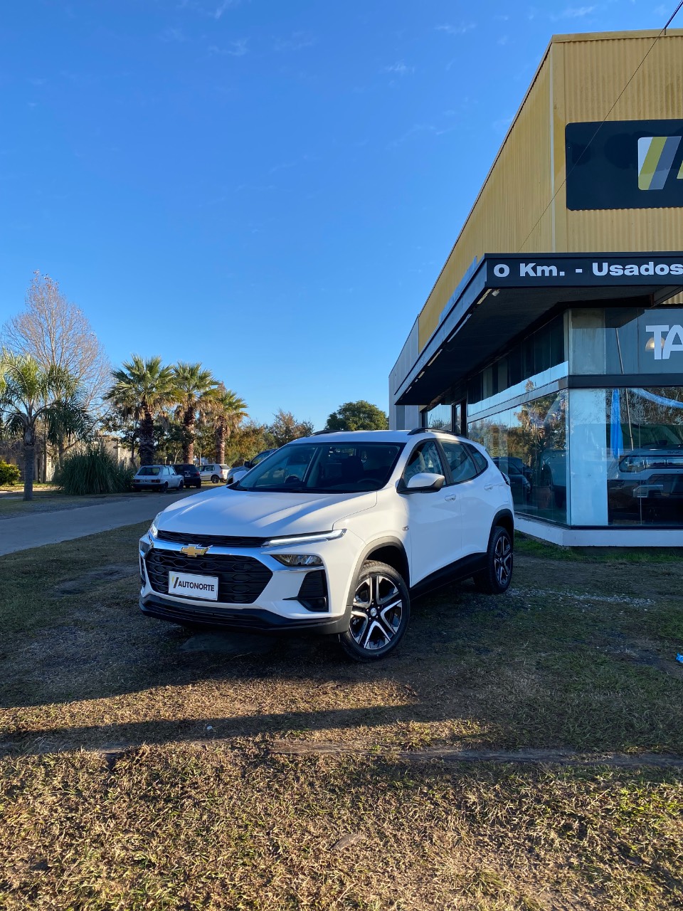 CHEVROLET TRACKER LT AT